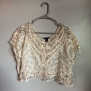 Women’s Lace and Crochet Crop Top size medium
